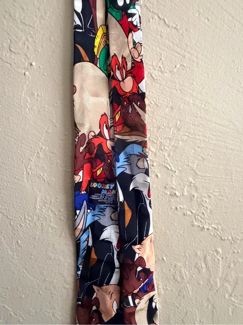 Vintage Warner Bros. Looney Tunes Character Tie - Black & Red Accents